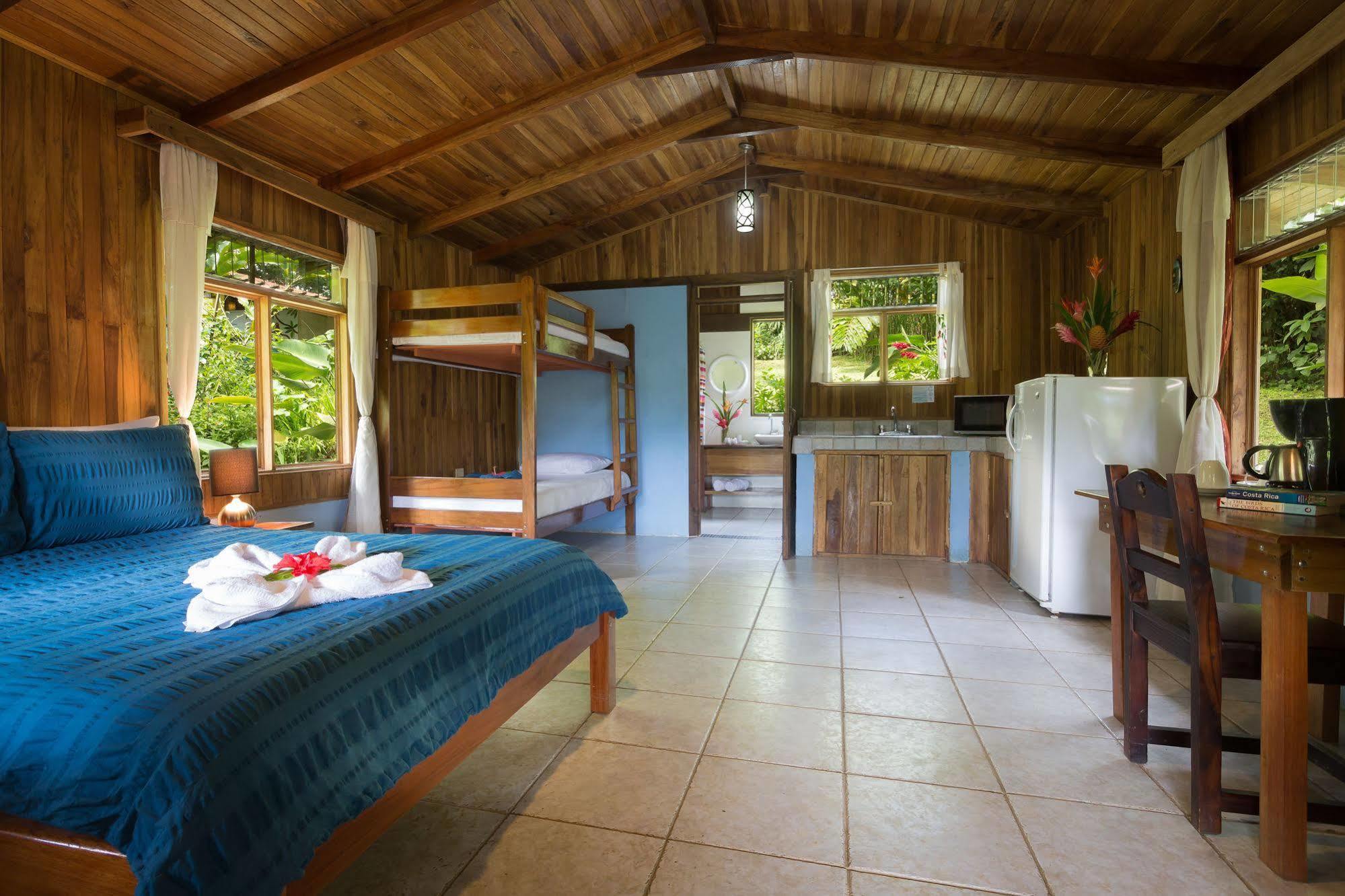 Casitas Tenorio B&B And Farm บิฆากัว ภายนอก รูปภาพ