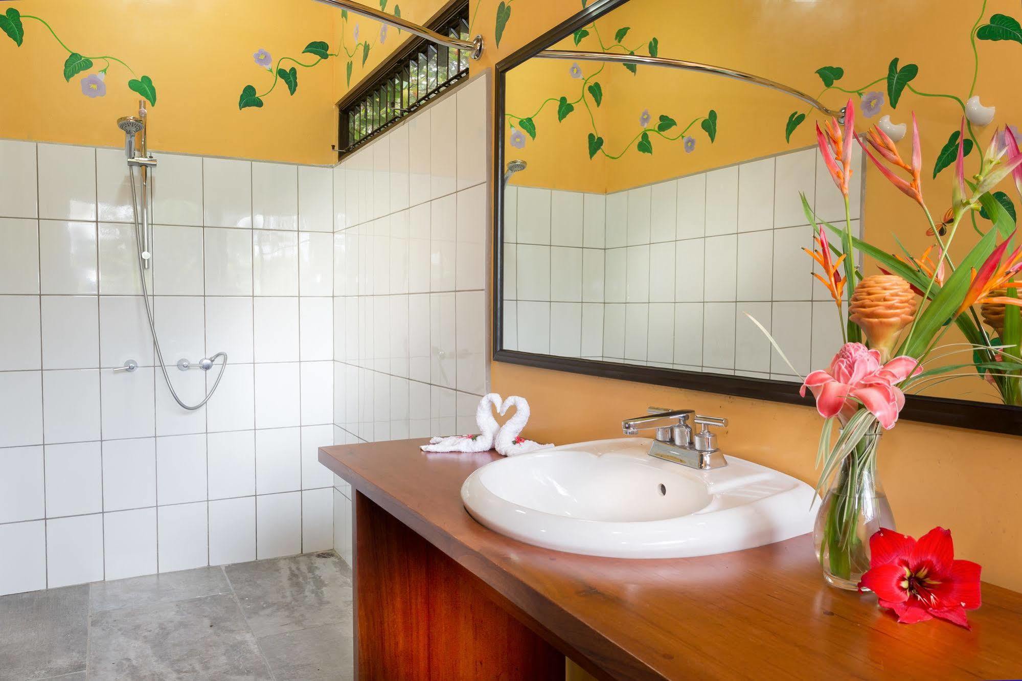 Casitas Tenorio B&B And Farm บิฆากัว ภายนอก รูปภาพ